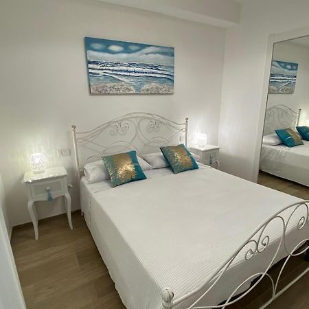 Amare Il Mare Bed & Breakfast Polignano a Mare Bagian luar foto