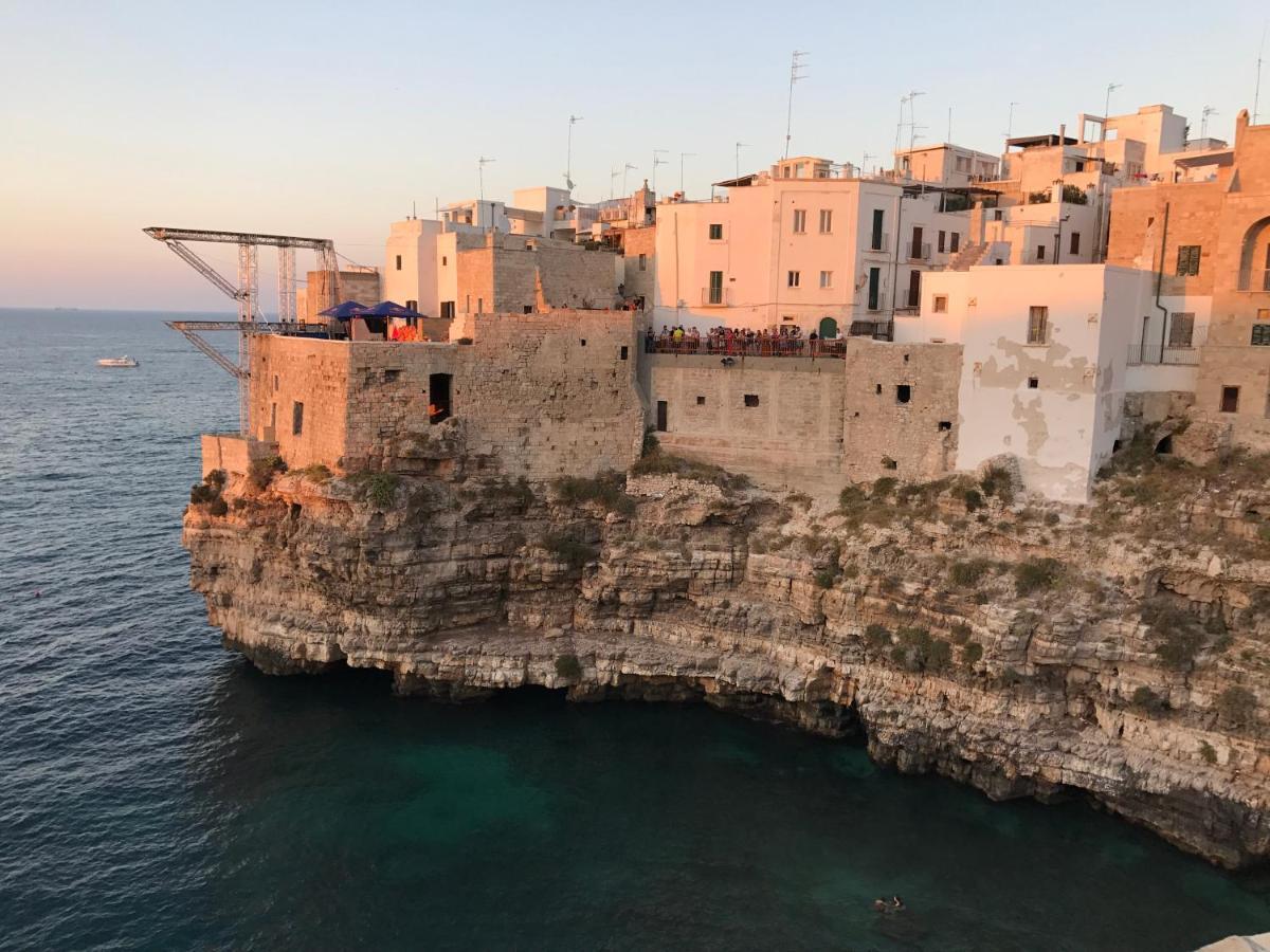 Amare Il Mare Bed & Breakfast Polignano a Mare Bagian luar foto