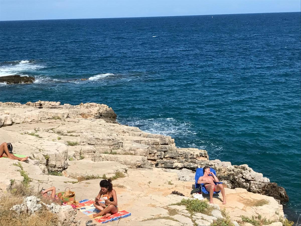 Amare Il Mare Bed & Breakfast Polignano a Mare Bagian luar foto