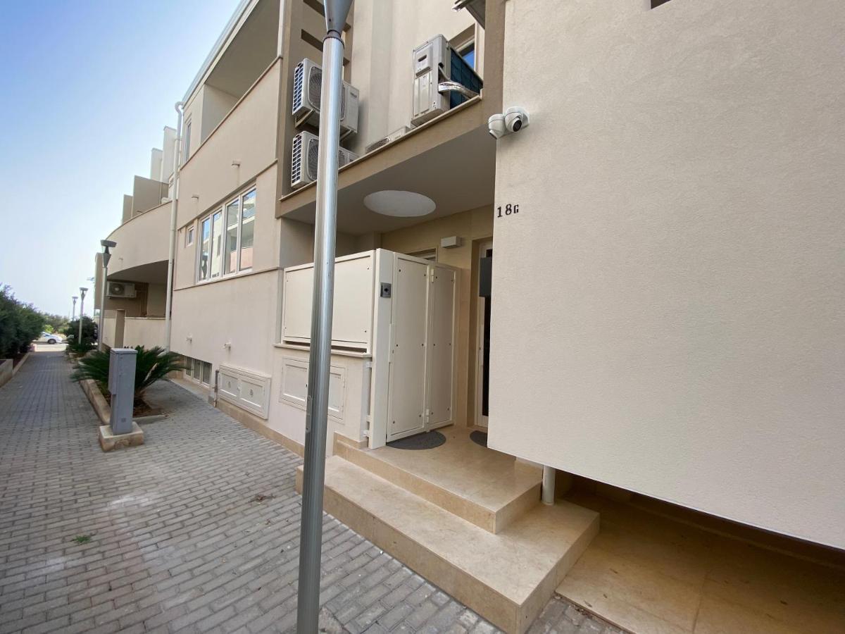 Amare Il Mare Bed & Breakfast Polignano a Mare Bagian luar foto