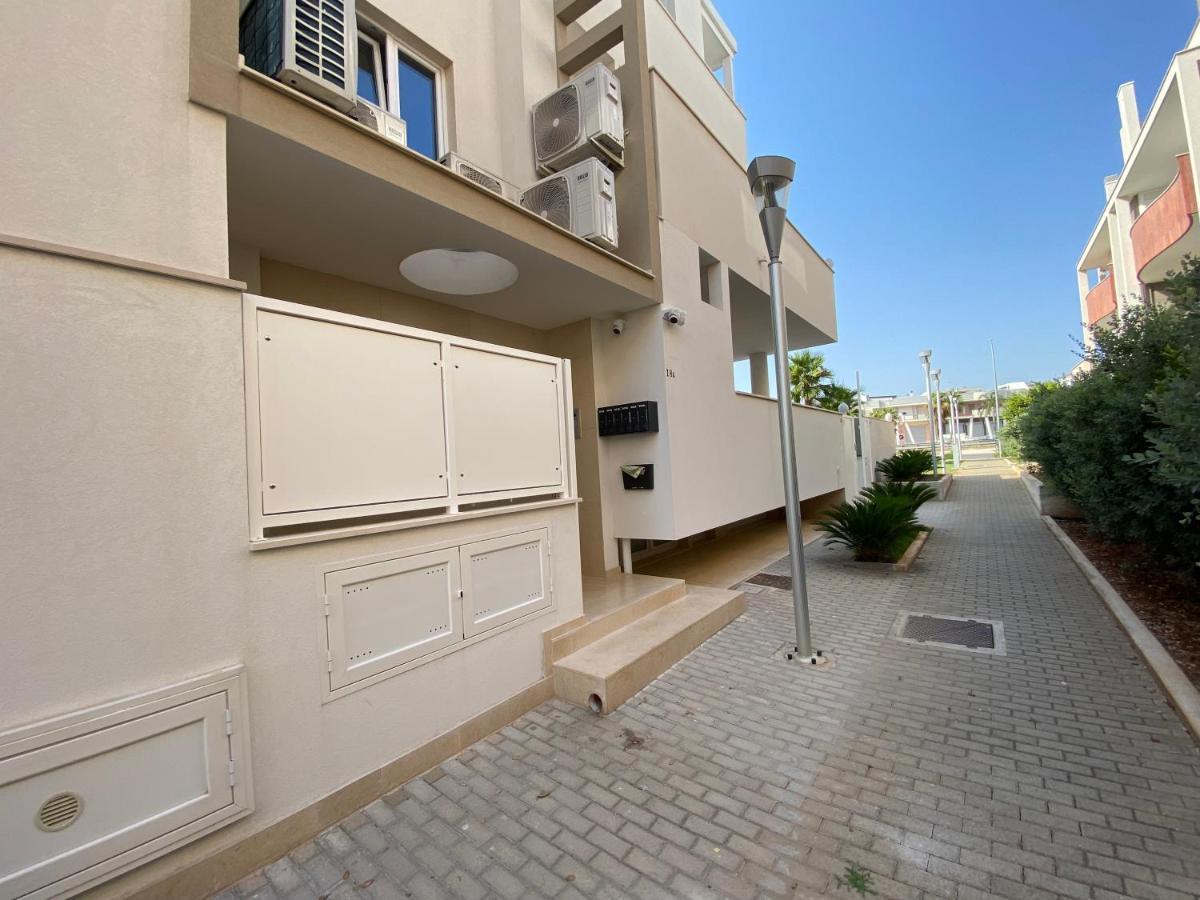 Amare Il Mare Bed & Breakfast Polignano a Mare Bagian luar foto