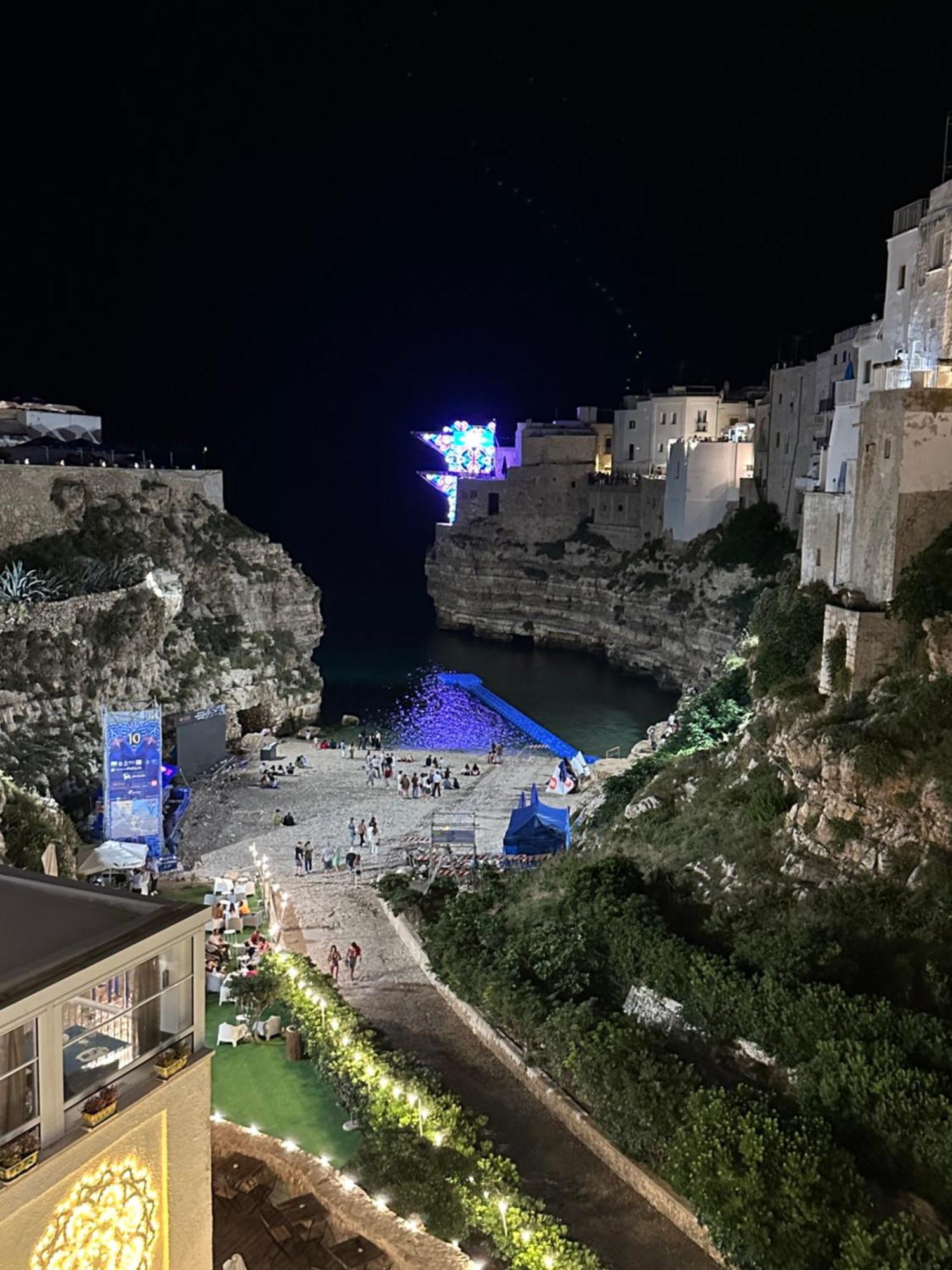 Amare Il Mare Bed & Breakfast Polignano a Mare Bagian luar foto