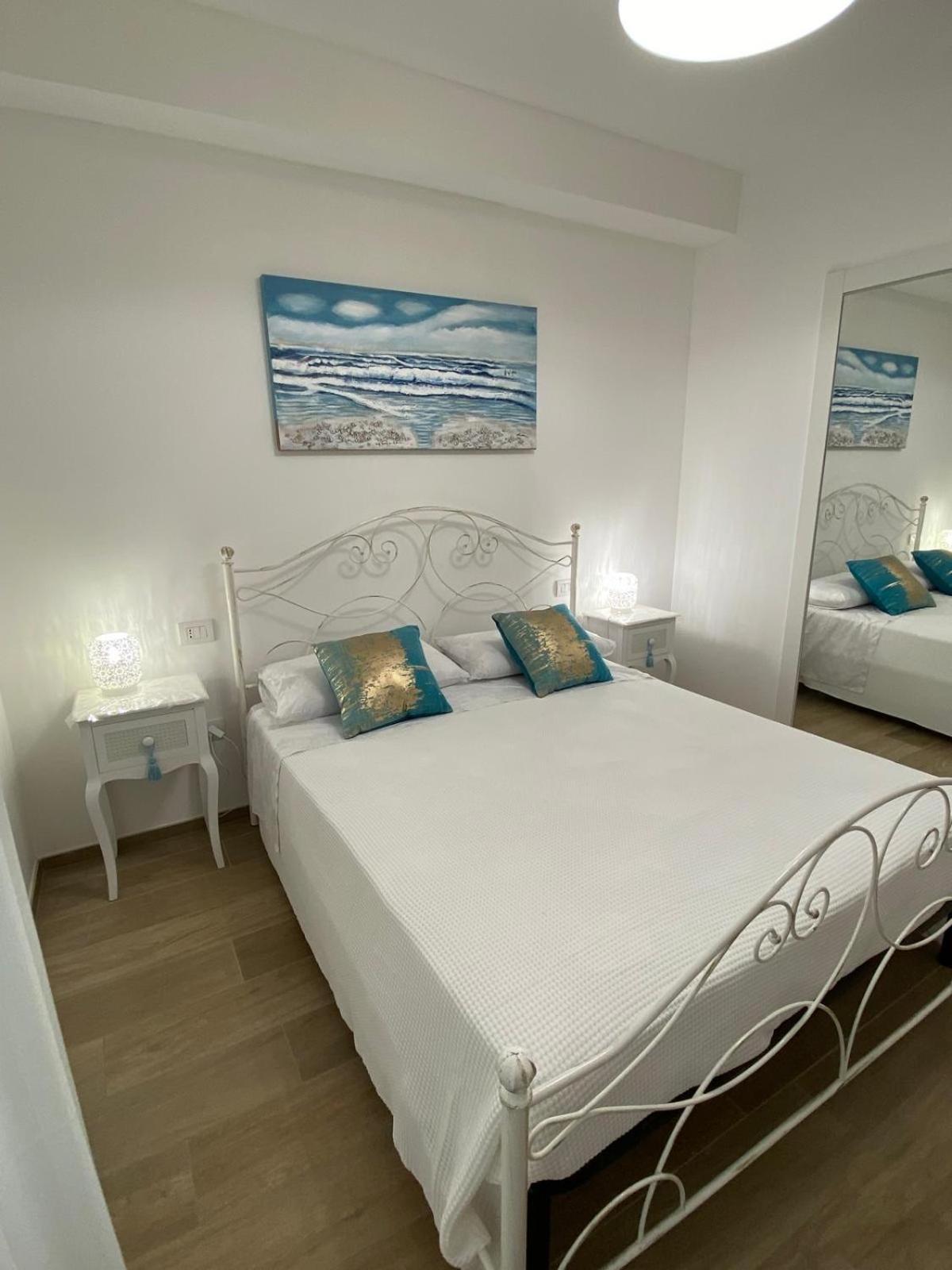 Amare Il Mare Bed & Breakfast Polignano a Mare Bagian luar foto